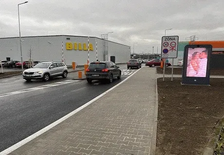 Jateční, Plzeň - OC Úslava, Plzeň-město