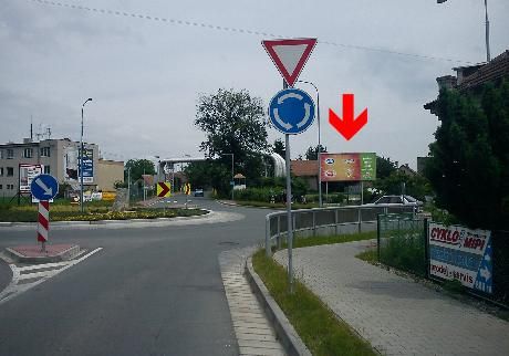 Pardubice, Staré Hradiště 4, směr Kunětice