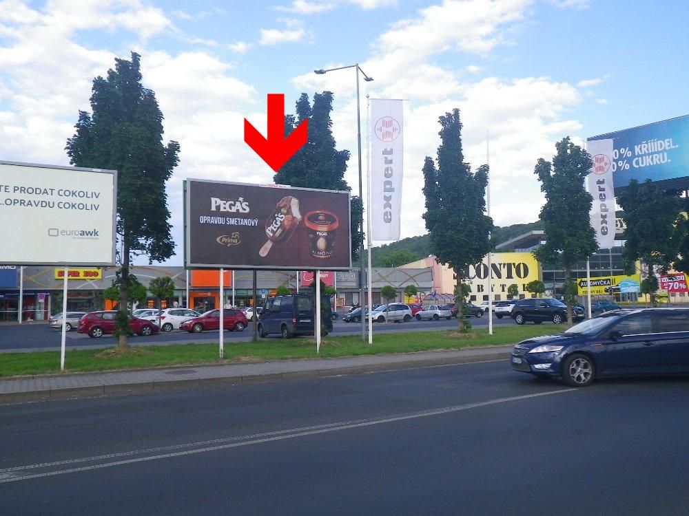 Ústí nad Labem, Tyršova(GLOBUS), příjezd
