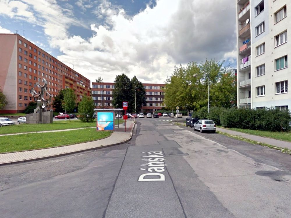 Dánská, Kladno, kruhový objezd - jeden bok obosutranně