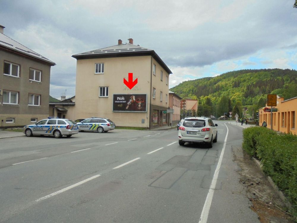 Hanušovice, průjezd
